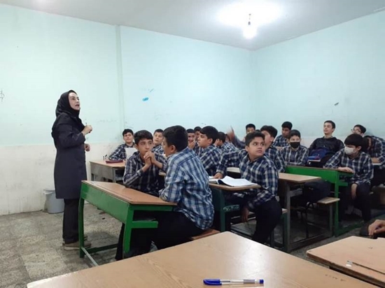 برگزاری جلسات آموزشی به مناسبت گرامیداشت روز جهانی بدون دخانیات در شبکه بهداشت اسلامشهر 